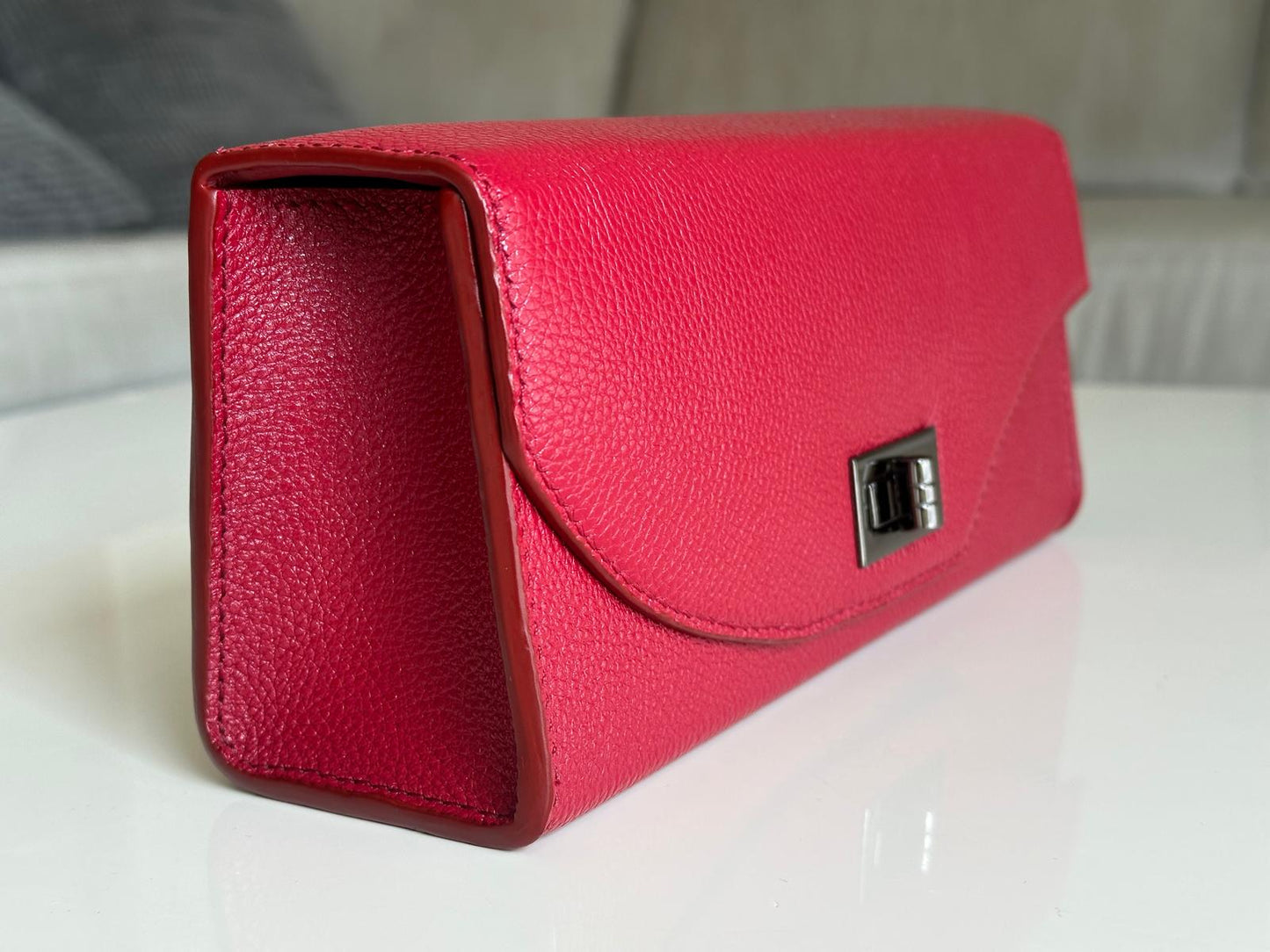 Sabier Clutch