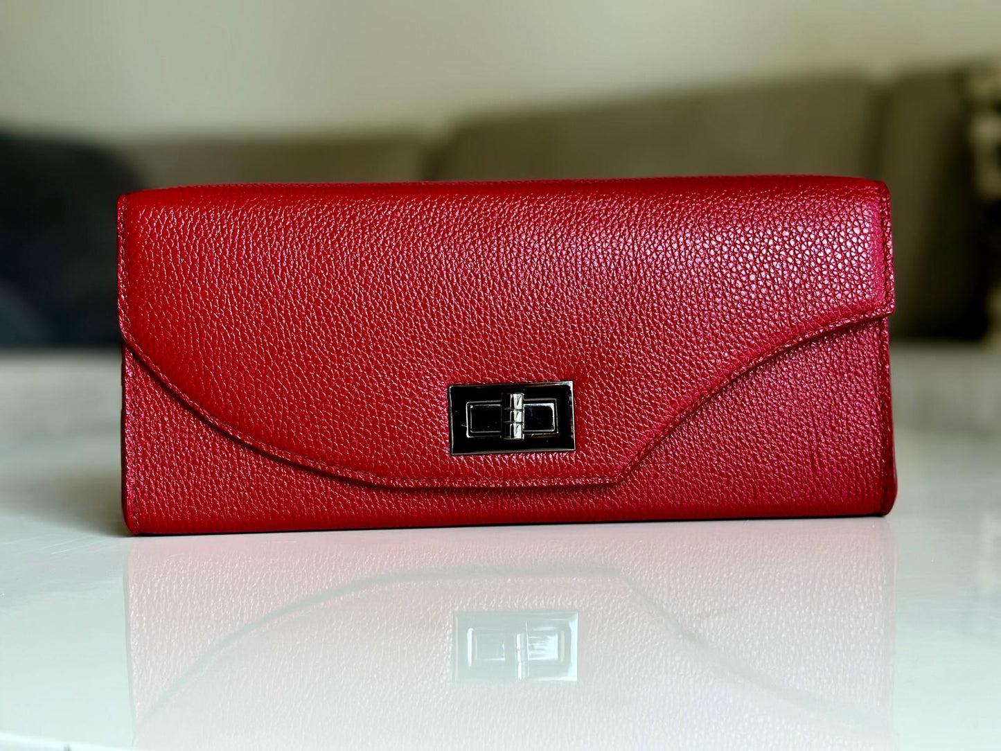 Sabier Clutch