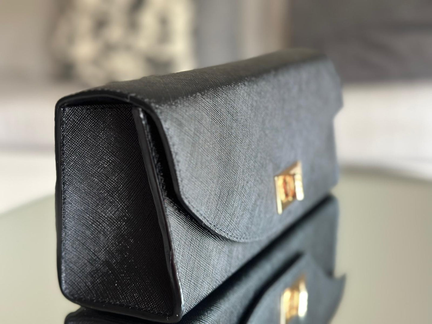 Sabier Clutch
